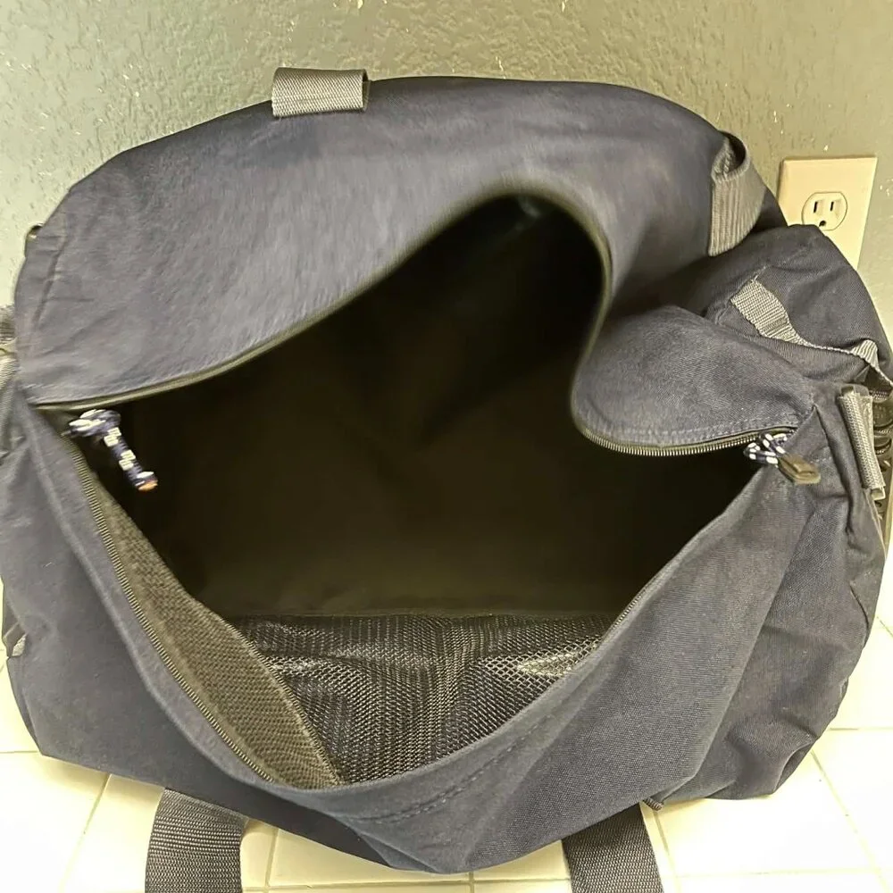Lufthansa group duffle/travel bag
